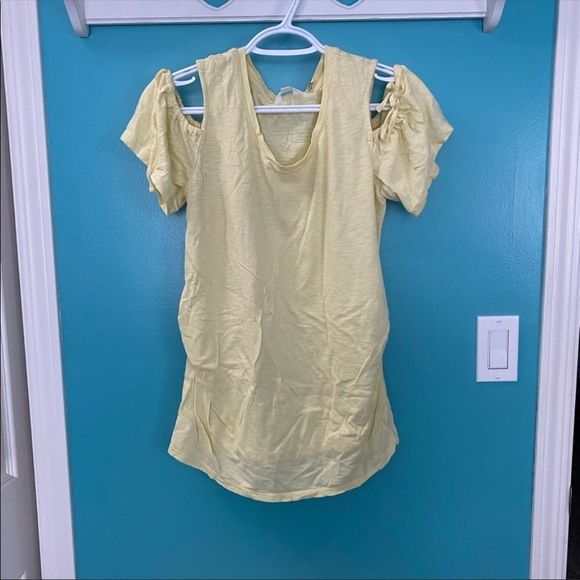 Thyme MATERNITY | Yellow Maternity Shirt - Picture 1 of 3